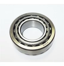 025152 - CSAPÁGY 32208 - KBS