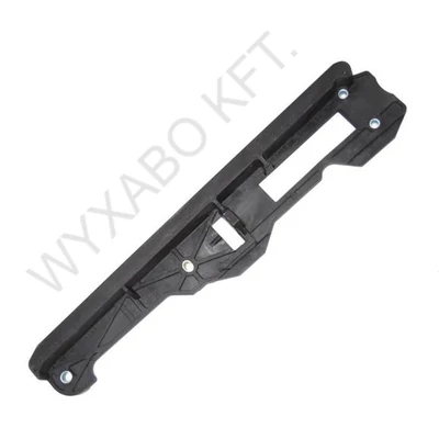 995673 - LÁNCVEZETŐ 13135061 - UTÁNGYÁRTOTT