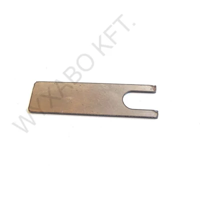 001068 - TÁVTARTÓ VÉKONY KIVITEL - UTÁNGYÁRTOTT